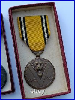 Lot 3 Médailles Belges WWI WWII Ordre Croix Guerre Victoire 1940 1945 Boîtes