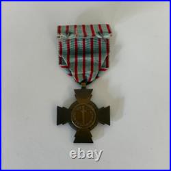 Lot 3 médailles militaires Croix de Guerre 1914-1918 avec palmes MX187