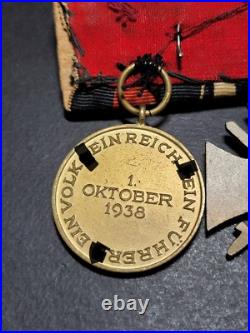 Lot De 3 Médailles WW2 Avec Ruban
