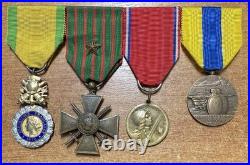 Lot De 4 Médailles Militaires Ww1 Batailles De Verdun Et De La Somme