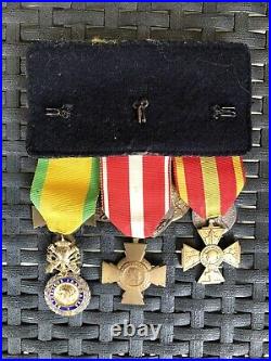 Lot De Médailles Militaire Algérie Extrême Orient Croix De Guerre