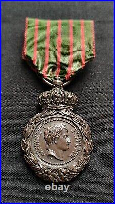 Lot Médailles Empire Napoléon Légion D'honneur Débris Mexique Cent Gardes MM Sh