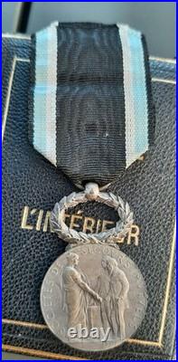 Lot Médailles Ministère de l'Intérieur 1900 1904 Directeur d'école Lyon ORIGINAL