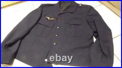 Lot Objets Armee Air Veste Coupelles Medailles Ecussons Divers