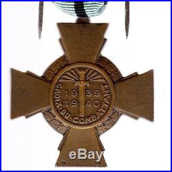 Lot de deux Croix Combattant 1940 et de Guerre 1944