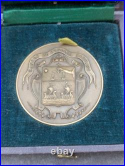 Lot médailles et plaques sous off 9 RTA Tunisie Libération Algérie ww2