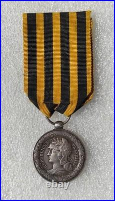 MEDAILLE CAMPAGNE DU DAHOMEY bélière olive