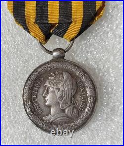 MEDAILLE CAMPAGNE DU DAHOMEY bélière olive