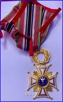 MÉDAILLE CROIX DE COMMANDEUR EUROPÉEN de médecin (Médical)