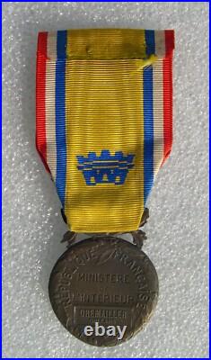 MEDAILLE D'HONNEUR DE L'OCTROI ORLEANS attribution en relief ECHELON BRONZE