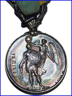 MEDAILLE DE CRIMEE 1854, SECOND EMPIRE, avec agrafe SEBASTOPOL sur RUBAN en SOIE