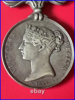 MEDAILLE DE CRIMEE SIGNEE E. F. Fabrication Française Agrafe Sébastopol