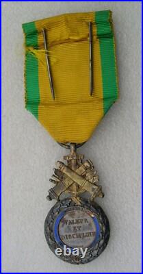 MEDAILLE MILITAIRE MODELE des VERSAILLAIS versailles versaillaise
