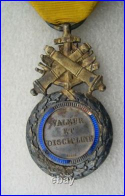 MEDAILLE MILITAIRE MODELE des VERSAILLAIS versailles versaillaise