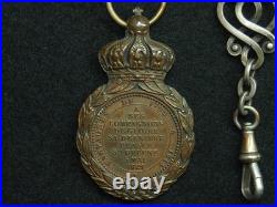 MÉDAILLE SAINTE HÉLÈNE 1821 NAPOLÉON I à SES COMPAGNONS AVEC SA CHAINE EN ARGENT