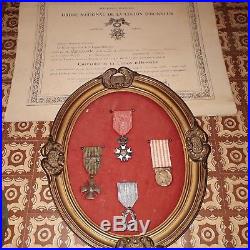 Maire de castelnaudary diplôme légion d'honneur médailles militaires 1914-1918