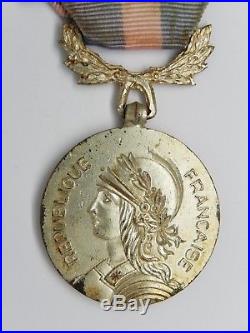Med 035 Medaille Coloniale Modele Marginal Fabricant Non Identifie
