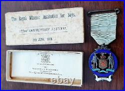 Médaille 1920 Royal Masonic Inst. For Boys GB Argent boite d'époque Franc Maçon