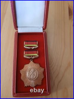 Medaille Allemagne de l'Est, Ordre du Mérite Patriotique