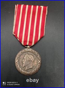 Médaille Campagne d'Italie Napoléon III en argent massif Poinçonné, fab E. FALOT