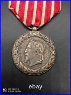 Médaille Campagne d'Italie Napoléon III en argent massif Poinçonné, fab E. FALOT