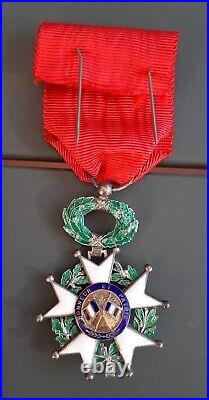 Médaille Chevalier Légion d'Honneur argent IV° 4° République Indochine en Boite