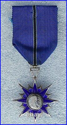 Medaille Chevalier Ordre Du Merite CIVIL Du Ministere De L'interieur