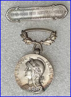 Medaille Coloniale + Agrafe 1940 Cote Des Somalis 1941