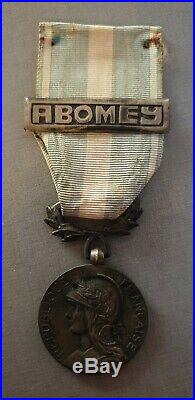 Medaille Coloniale Avec Barrette A Rare Intitulé Abomey