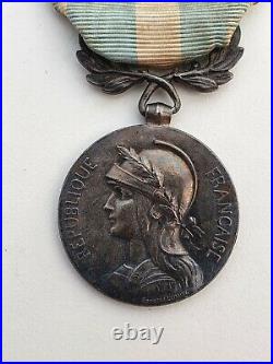 Médaille Coloniale, barrette à clapet en argent Congo et A O F