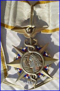 Medaille Commandeur Ordre Du Merite Commercial