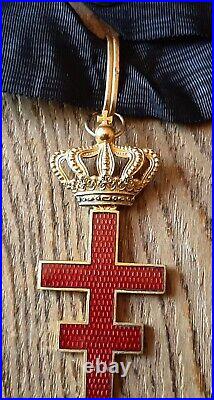 Médaille Commandeur Ordre Souverain et Militaire de Jérusalem en boite ORIGINAL