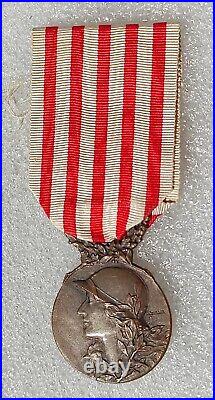 Medaille Commemorative 1914-1918 Modele Charles