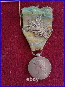 Medaille Commemorative 2e Campagne Madagascar 1894-1895 Argent