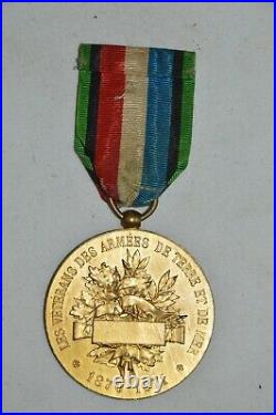 Medaille Commemorative Des Veterans Armee De Terre Et De Mer 1870/1871