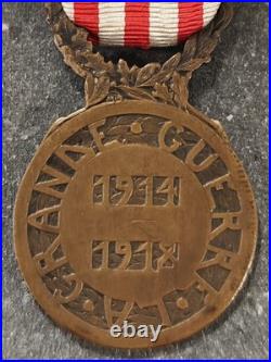 Médaille Commémorative WWI Rare Modèle CHARLES