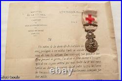 Medaille De La Croix Rouge Avec Son Diplome D' Attribution