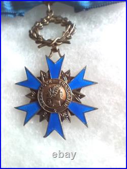 Medaille Decom 019 Commandeur Ordre National Du Merite