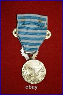 Medaille Du Levant Syrie- Cilicie-campagne Du Levant-agrafe 1925 Levant 1926