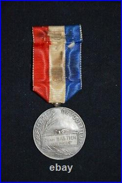 Medaille Du Souvenir Francais Rare Modele De La Creation Signe E. Hannaux 1887