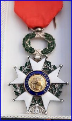 Médaille Etoile de Chevalier Ordre de la Légion d'Honneur émail 5° République