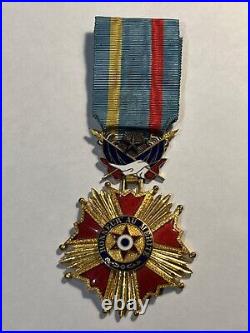 Médaille Honneur au Mérite (158-48/P45)