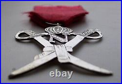 Médaille Insigne des Débris de l'Empire / Armée Impériale / Napoléon 1er