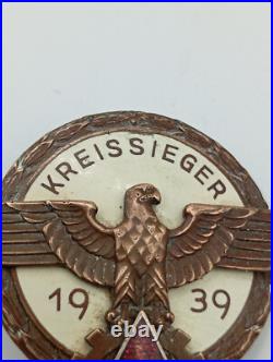 Medaille Kreissieger 1939 Insigne jeunesse hitlérienne par fred wagner pforzheim