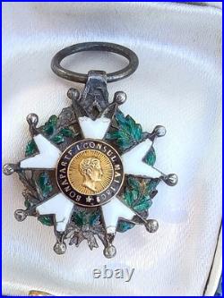 Médaille Légion d'Honneur BONAPARTE 1er CONSUL Type Seconde République