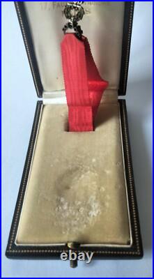 Médaille Légion d'Honneur Réduction avec Diamant et Émeraudes avec écrin Falize