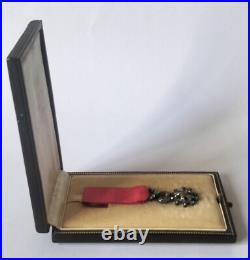 Médaille Légion d'Honneur Réduction avec Diamant et Émeraudes avec écrin Falize