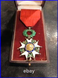 Médaille Légion d'honneur chevalier avec sa boîte d'horigine