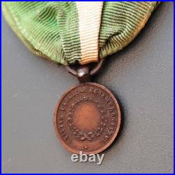 Médaille MINIATURE ITALIE Umberto I Italia Rex SALUTIS PUBLICAE BENEMERENTIBUS