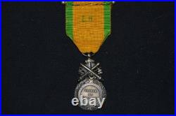 Medaille Militaire 1870-module De Luxe 5° Type Aux Canons-centre En Or